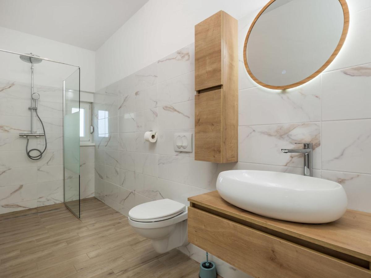 Holiday Home Villa Palma - Krk148 By Interhome Pinezići Εξωτερικό φωτογραφία